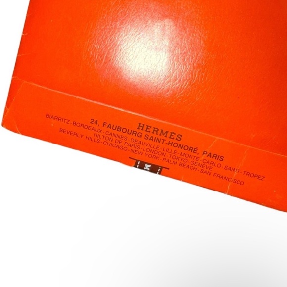 Hermès Silk Scarf, Brides of Paris series, with Open Hermés Scarf Bag - Picture 9 of 11